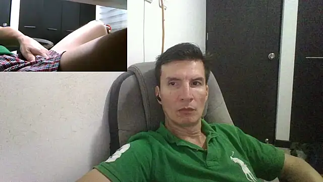 Snapshot of fieryloves chatting on 03-03-25, 01:31 fieryloves online show from 03-03-25, 01:31