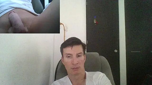 Snapshot of fieryloves chatting on 03-09-25, 09:03 fieryloves online show from 03-09-25, 09:03