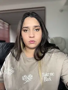 valentina jonnes1 online show from 03-16-25, 09:37