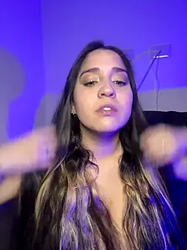 Snapshot of valentina_jonnes1 chatting on 11-29-25, 05:10 valentina jonnes1 online show from 11-29-25, 05:10