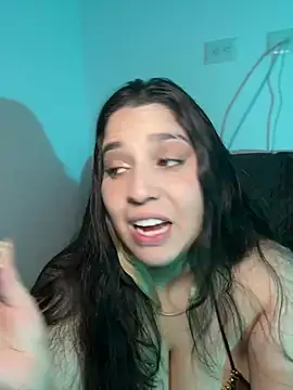 Snapshot of valentina_jonnes1 chatting on 03-13-26, 04:19 valentina jonnes1 online show from 03-13-26, 04:19