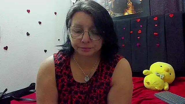 Snapshot of Evaaross_2345 chatting on 07-23-26, 12:58 Evaaross 2345 online show from 07-23-26, 12:58