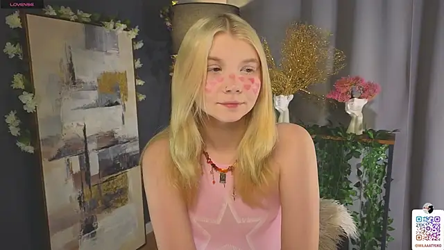 DaisyElmers online show from 02-11-25, 02:25