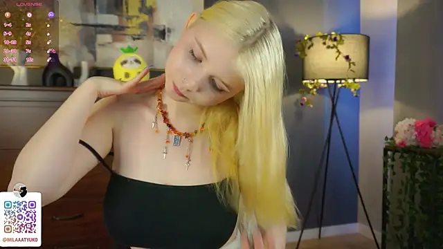 DaisyElmers online show from 03-04-25, 06:37