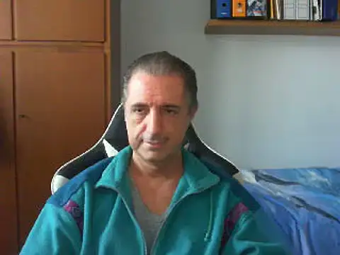 Snapshot of lliuk70mi chatting on 12-21-24, 03:09 lliuk70mi online show from 12-21-24, 03:09