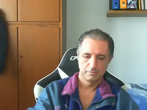 Snapshot of lliuk70mi chatting on 01-29-25, 01:49 lliuk70mi online show from 01-29-25, 01:49