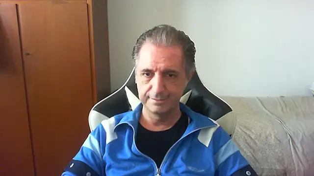 lliuk70mi online show from 05-02-26, 12:10