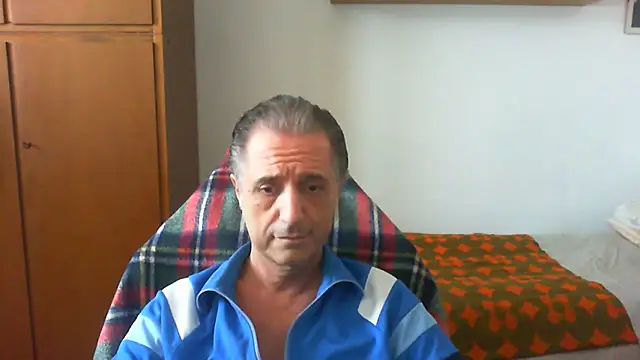 lliuk70mi online show from 05-20-26, 02:12
