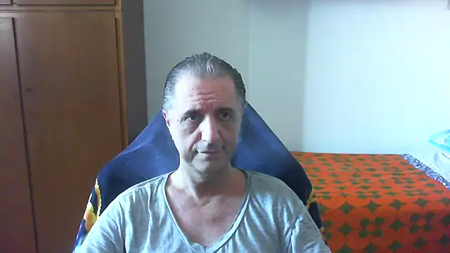 lliuk70mi online show from 05-24-26, 12:43