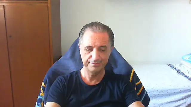 lliuk70mi online show from 05-27-26, 01:19