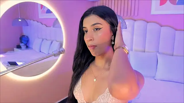 zia cooper online show from 10-25-25, 07:08