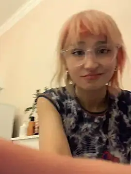 Snapshot of bigbabykiki chatting on 03-15-25, 07:16 bigbabykiki online show from 03-15-25, 07:16