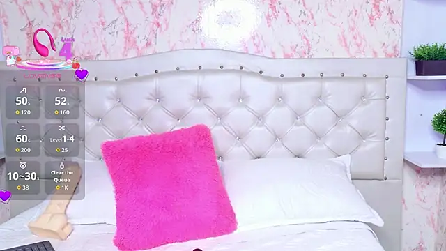 Snapshot of cute_mia23 chatting on 06-02-26, 05:48 cute mia23 online show from 06-02-26, 05:48