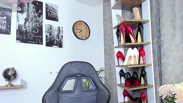 Snapshot of SophieBaker__ chatting on 03-09-26, 12:47 SophieBaker online show from 03-09-26, 12:47