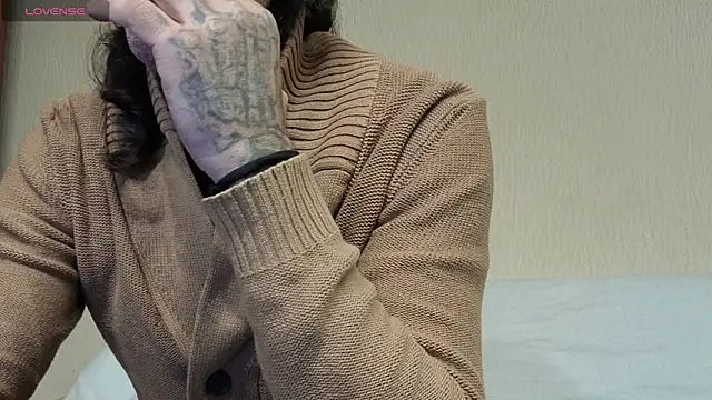 Snapshot of Zgodanilep chatting on 12-14-25, 11:04 Zgodanilep online show from 12-14-25, 11:04