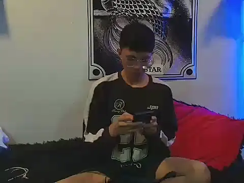 Justyn Ross online show from 11-28-25, 12:02