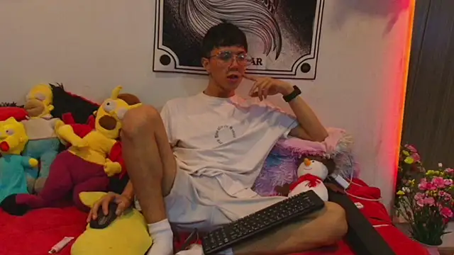 Justyn Ross online show from 12-04-25, 02:32