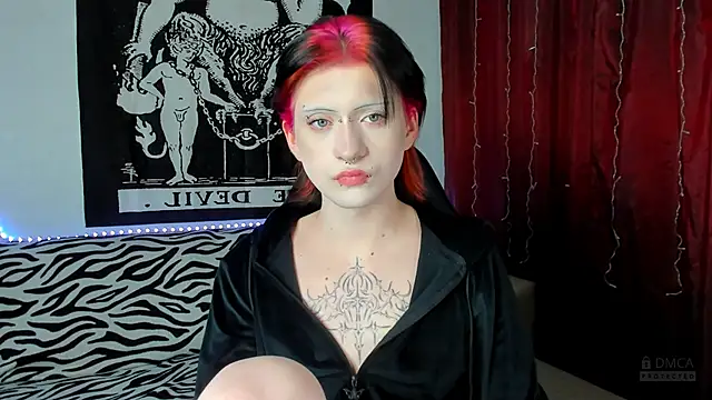 Snapshot of Vailyreb_ chatting on 12-21-24, 07:03 Vailyreb online show from 12-21-24, 07:03