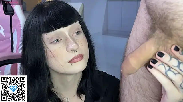 Snapshot of Vailyreb_ chatting on 02-13-26, 06:31 Vailyreb online show from 02-13-26, 06:31