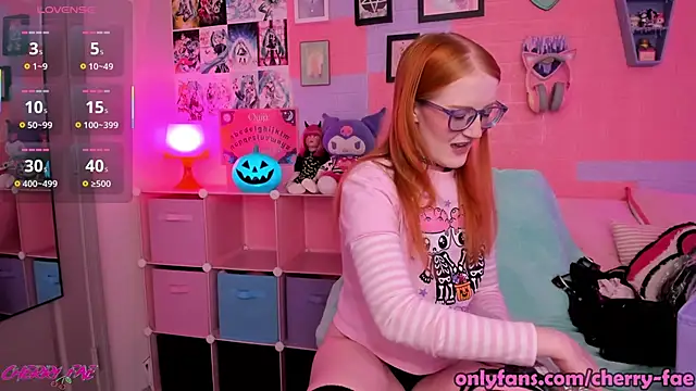 Snapshot of CherryFae chatting on 10-18-25, 07:14 CherryFae online show from 10-18-25, 07:14