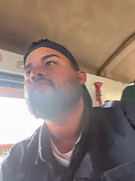 Snapshot of GABRIELGARCIA1313 chatting on 02-02-26, 05:00 GABRIELGARCIA1313 online show from 02-02-26, 05:00