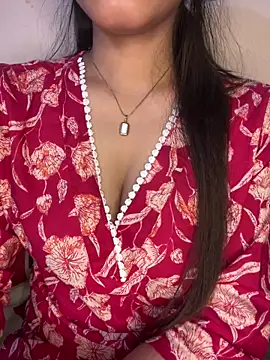 Snapshot of _riyaahahaha_ chatting on 10-07-25, 11:29 riyaahahaha online show from 10-07-25, 11:29