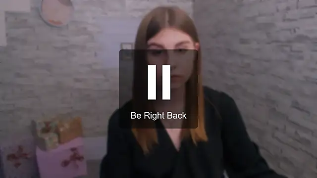 Snapshot of Sweet_Doll_Luna chatting on 12-26-24, 01:54 Sweet Doll Luna online show from 12-26-24, 01:54