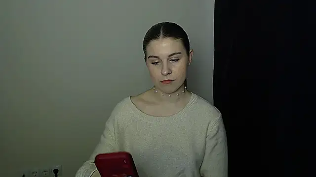 Snapshot of Sweet_Doll_Luna chatting on 01-10-25, 12:15 Sweet Doll Luna online show from 01-10-25, 12:15