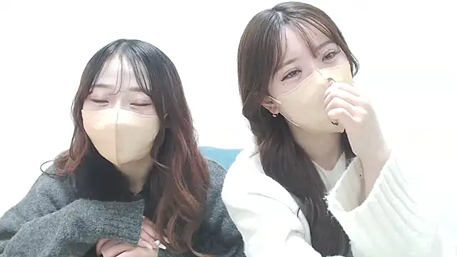 Snapshot of LOVE_MOMO_LOVE chatting on 02-10-25, 11:36 LOVE MOMO LOVE online show from 02-10-25, 11:36