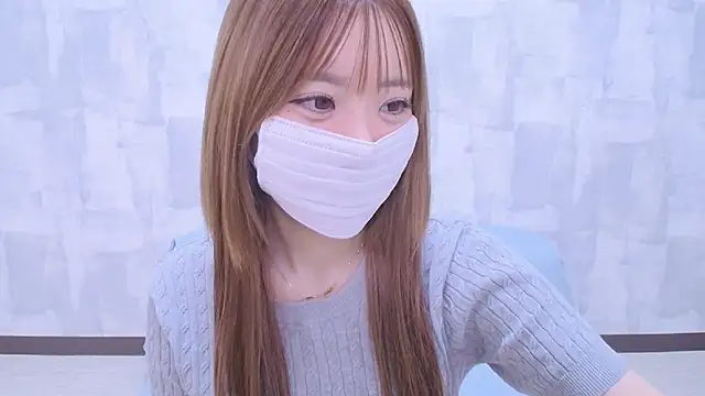 LOVE MOMO LOVE online show from 06-12-26, 11:42