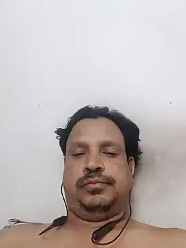 Snapshot of Raj1043 chatting on 01-03-25, 10:08 Raj1043 online show from 01-03-25, 10:08