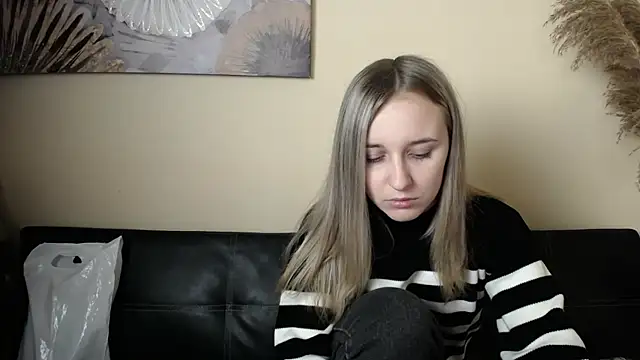  Nicole new online show from 11-06-25, 02:18