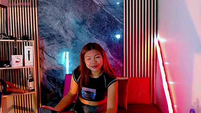 Snapshot of Isalombardi chatting on 11-07-25, 02:44 Isalombardi online show from 11-07-25, 02:44