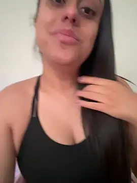 Snapshot of amorinha99 chatting on 07-10-26, 01:03 amorinha99 online show from 07-10-26, 01:03