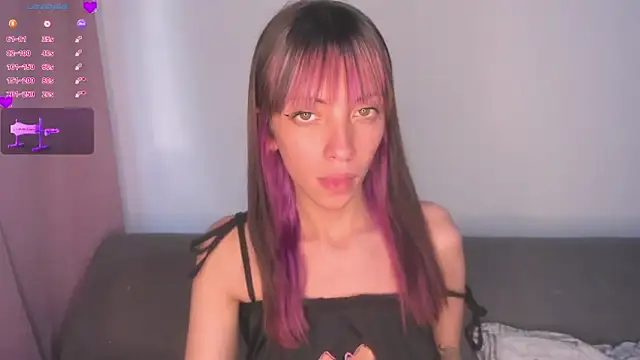 Snapshot of MiaGoth_ chatting on 12-14-25, 10:03 MiaGoth online show from 12-14-25, 10:03