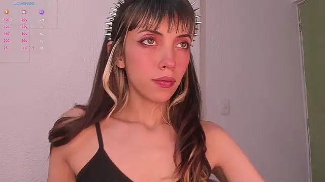 Snapshot of MiaGoth_ chatting on 02-18-26, 03:02 MiaGoth online show from 02-18-26, 03:02