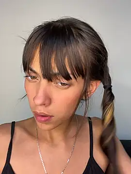 Snapshot of MiaGoth_ chatting on 07-03-26, 05:47 MiaGoth online show from 07-03-26, 05:47