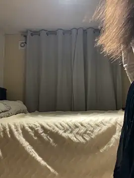 Snapshot of mystik_a chatting on 11-29-25, 04:48 mystik a online show from 11-29-25, 04:48