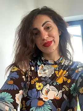 EmaSkyes online show from 10-14-25, 06:47