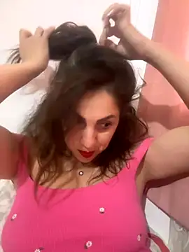 EmaSkyes online show from 11-06-25, 06:36