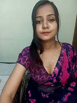 Snapshot of Miss-Riyasingh chatting on 09-11-25, 05:57 Miss-Riyasingh online show from 09-11-25, 05:57