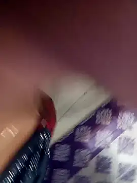 Snapshot of Miss-Riyasingh chatting on 09-25-25, 03:32 Miss-Riyasingh online show from 09-25-25, 03:32