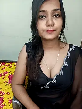 Snapshot of Miss-Riyasingh chatting on 10-02-25, 05:31 Miss-Riyasingh online show from 10-02-25, 05:31