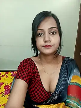Snapshot of Miss-Riyasingh chatting on 10-07-25, 04:31 Miss-Riyasingh online show from 10-07-25, 04:31