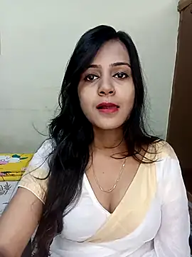 Snapshot of Miss-Riyasingh chatting on 12-21-25, 04:30 Miss-Riyasingh online show from 12-21-25, 04:30