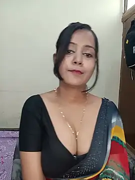 Miss-Riyasingh online show from 06-19-26, 04:50