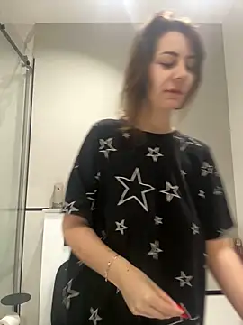 BelleSkye online show from 02-27-25, 03:25