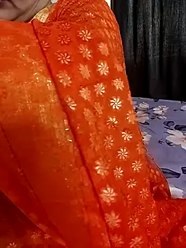 Snapshot of kaamuk_shweta chatting on 04-30-26, 03:02 kaamuk shweta online show from 04-30-26, 03:02