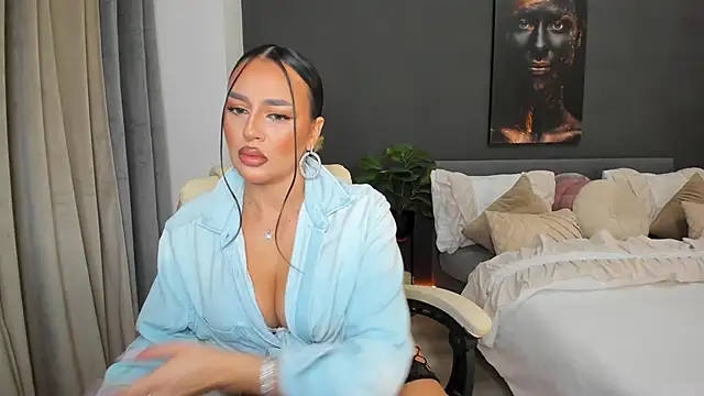 Sonia  Rey online show from 01-13-26, 04:23