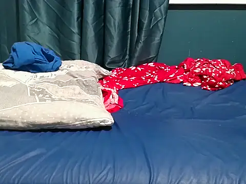 Snapshot of krissraw chatting on 11-20-25, 04:34 krissraw online show from 11-20-25, 04:34